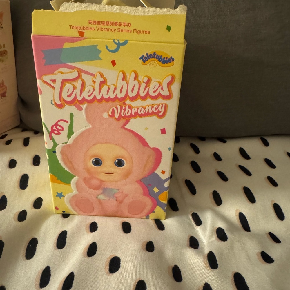 Vibrancy Yellow Telletubby! Pop Mart 100% authentic! Adorable 💛💛